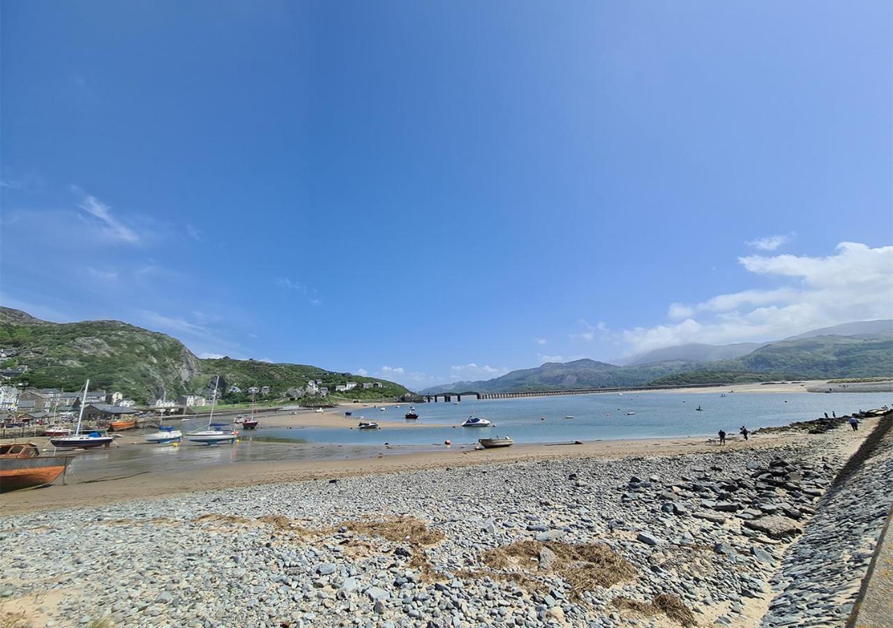Luxury 4 Bedroom Seaside Apartment - Glan Y Werydd House Barmouth Zewnętrze zdjęcie